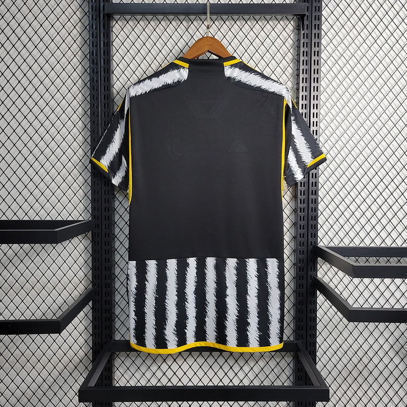 CAMISA DA JUVENTUS 23/24 BRANCO E PRETO